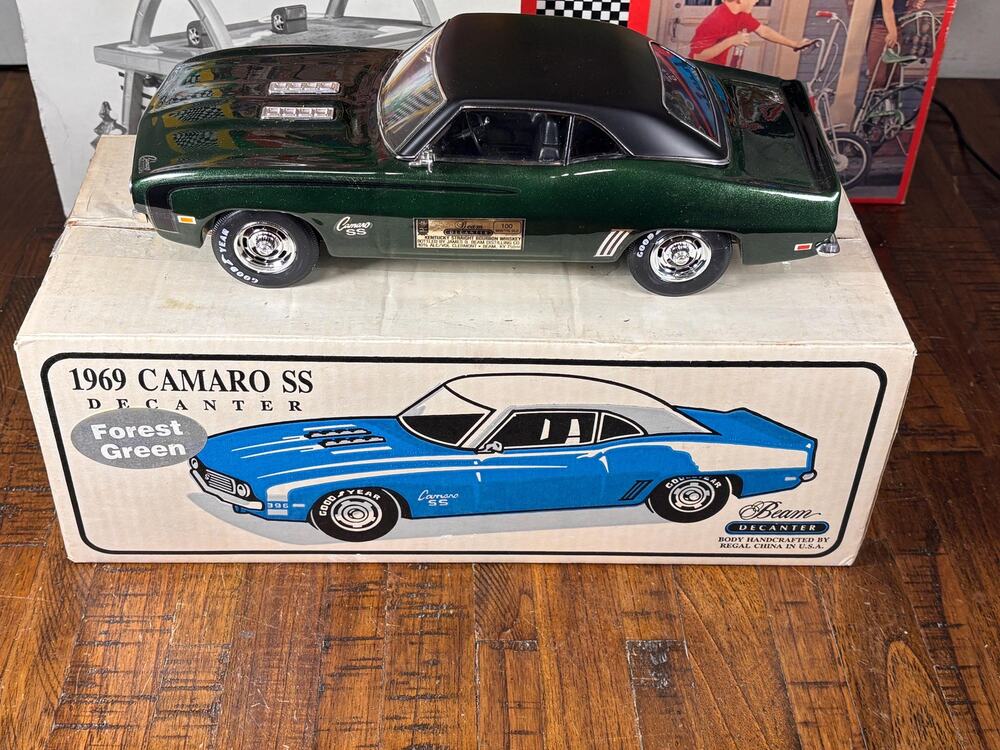 Jim Beam 1969 Chevrolet Chevy Camaro SS Dark Green Forest Empty Decanter